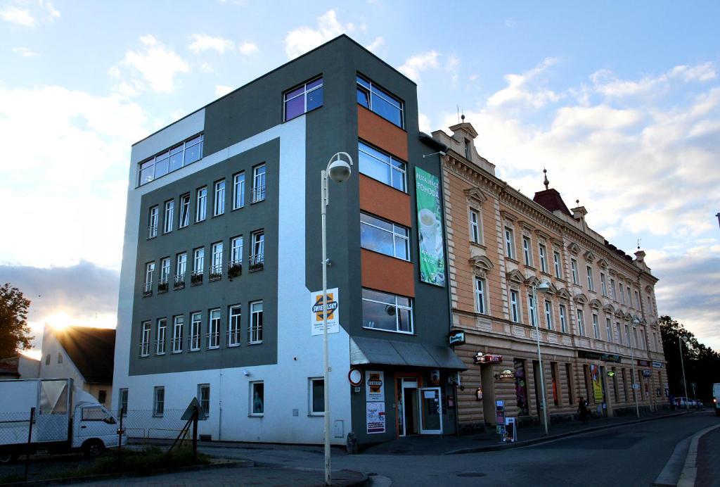 Hotel Slavia Tábor Εξωτερικό φωτογραφία